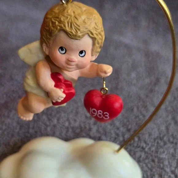 Rare Hallmark Cupid Keepsake Figurine 1983 Vintage Cherub Heart Cloud VHA409-9